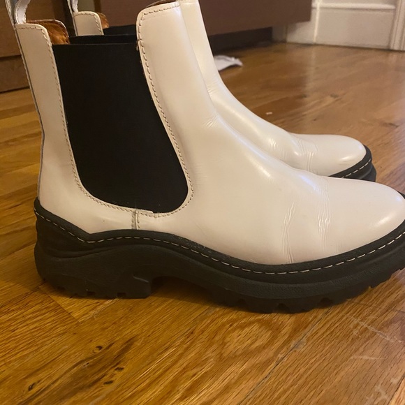 &other stories vinyl snow boots - Picture 2 of 4